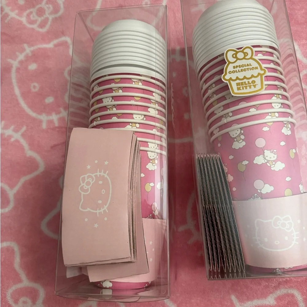 Sanrio Hello Kitty Pink Disposable Cups set of 20